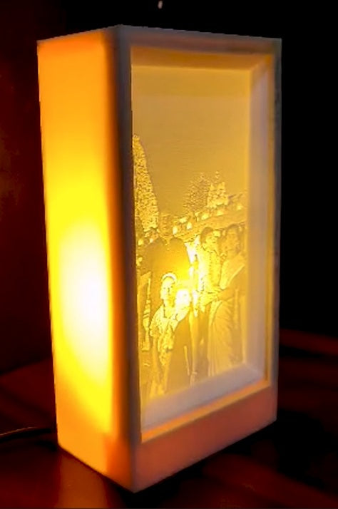 Custom Lithophane Lamp thumbnail 3